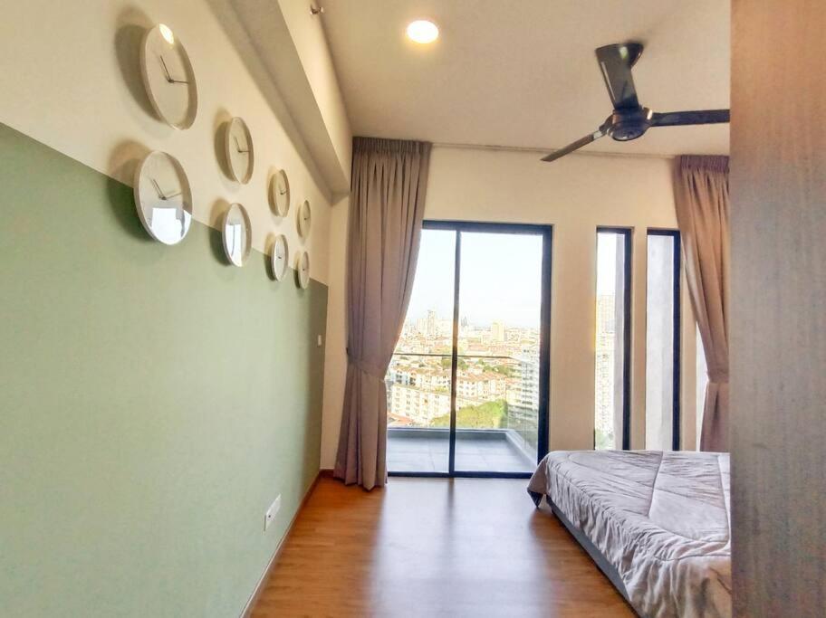 Apartment 2br Luxury Rooftop Swimming Pook Homestay@georgetown@10pax - 无敌美景两房民宿 *